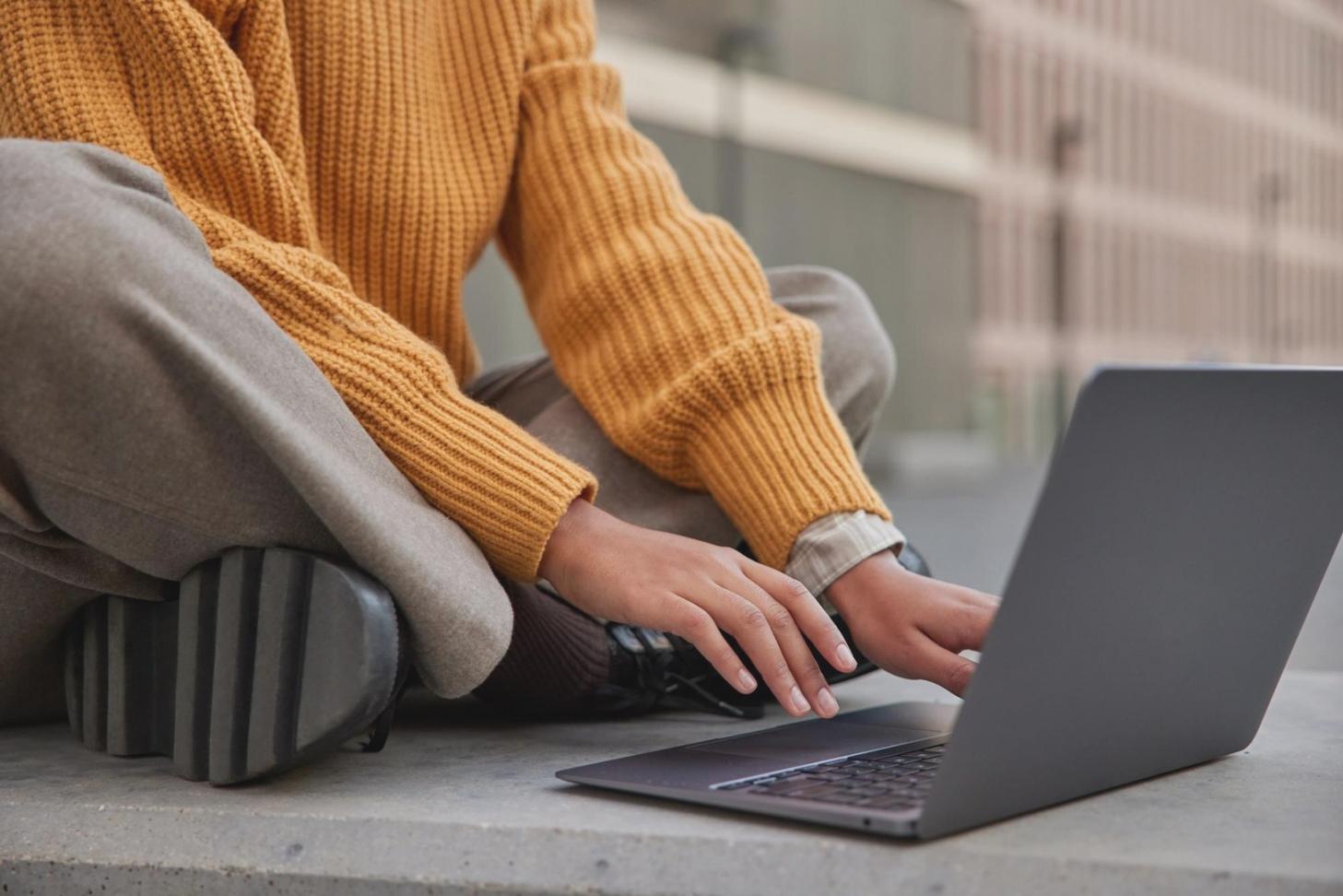 Sessione di lavoro di gruppo con metodologie innovative